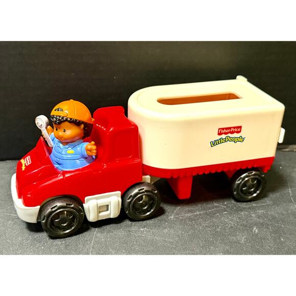 Fisher-Price Little People Fun Sounds semi-Truck
Vehicle with driver 2003 - Picture 1 of 4